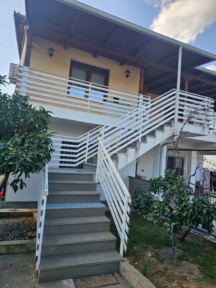 For rent 2nd floor of a private house 2+1+Parking in Bathore.