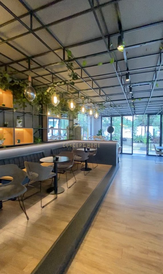 Shitet lokal perball Delijorgjit/360.000 €