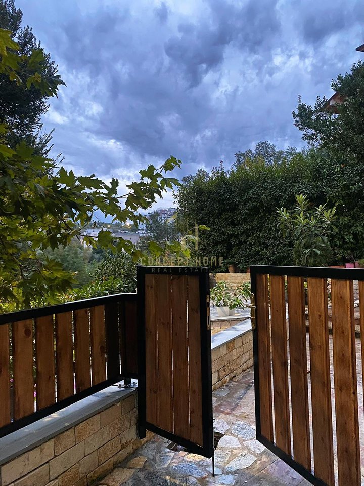 Appartamento 2+1 in Affitto nel Giardino Zoologico/Lago Secco Tirana - 800€ | 100 m²