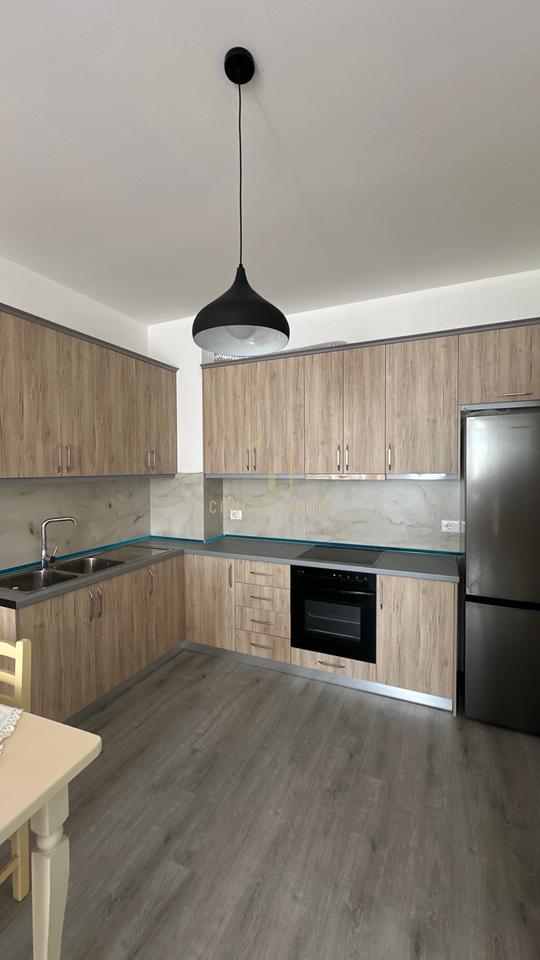 Apartament 2+1+1 me qera Ish Dogana