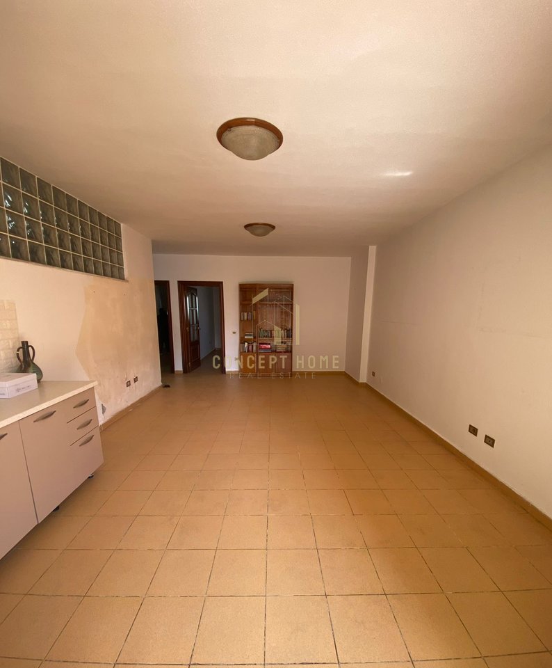 Shitet apartament 2+1 ne Komune/190.000€