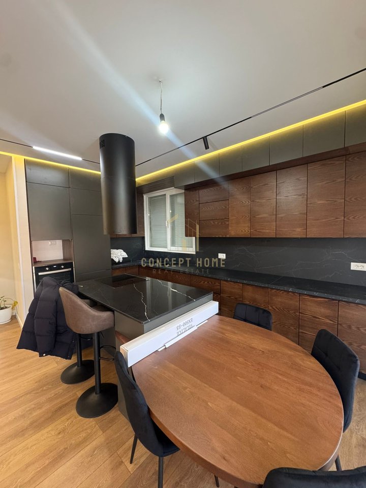 For rent: 2+1+2 apartment + Parking Space, Botanical Garden / 1200 euros