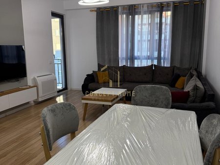 Appartamento 1+1 in vendita ad Astir