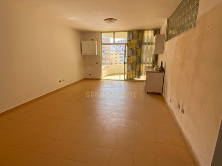 Apartament 2+1 Për Shitje tek Komuna e Parisit, Tirana - 190,000€ | 80 m²