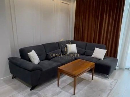 1+1 – Astir, Hotel Granda (opposite the Artist)