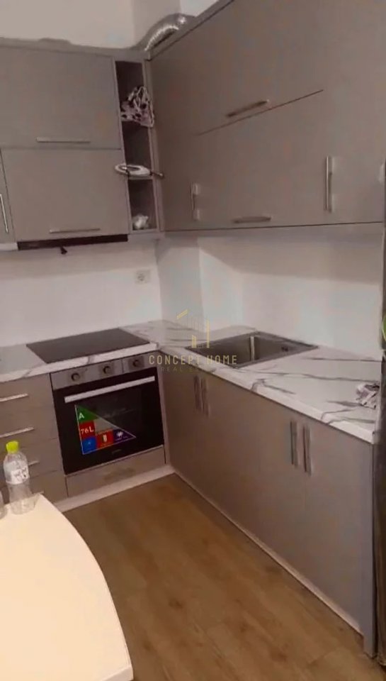 Jepet me qera Apartament 1+1 ne Yzberisht