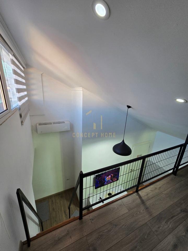 Jepet me qera Duplex 2+1 tek Rruga e Durresit