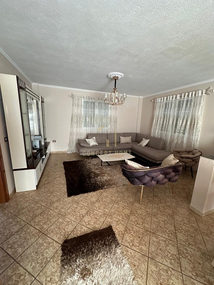 Private 2-Story House for Rent in Laknas / Kamëz - 500€ | 300 m²