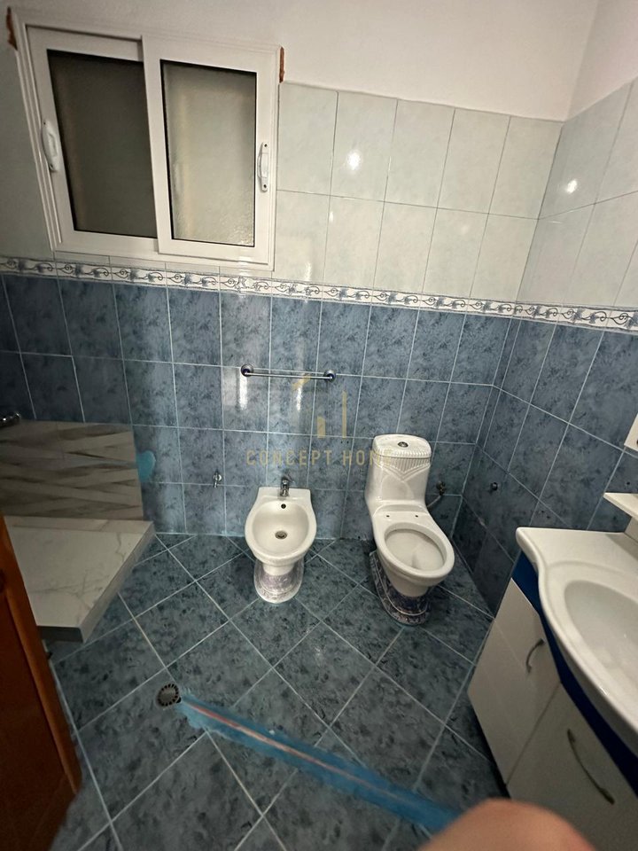 Private 2-Story House for Rent in Laknas / Kamëz - 500€ | 300 m²