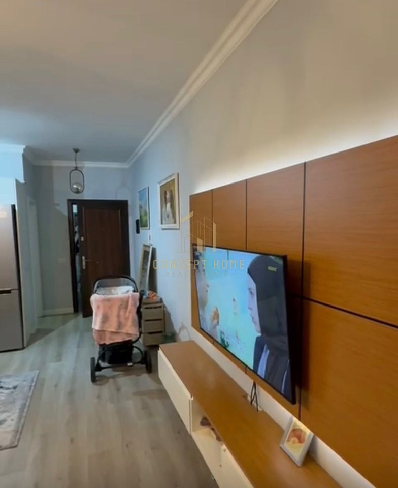 Shitet Apartament 2+1 – Pallatet e Tomdoshit, Shkoze 147,000 €