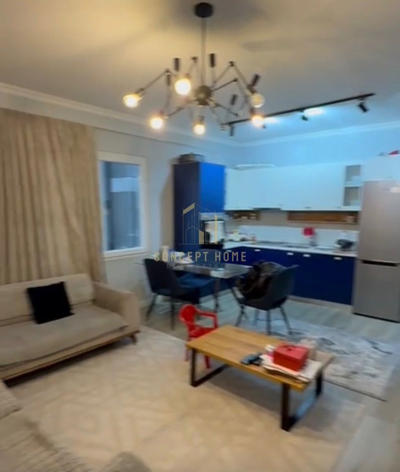 Shitet Apartament 2+1 – Pallatet e Tomdoshit, Shkoze 147,000 €