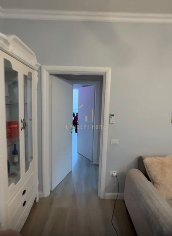 Shitet Apartament 2+1 – Pallatet e Tomdoshit, Shkoze 147,000 €