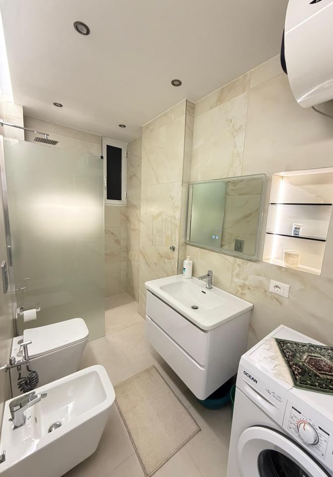 Apartament 1+1 Me Qira në Rruga 5 Maji, Tirana - 500€ | 60 m²