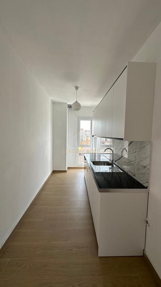 Apartament 2+1+2 me qera Rruga Jordan Misja