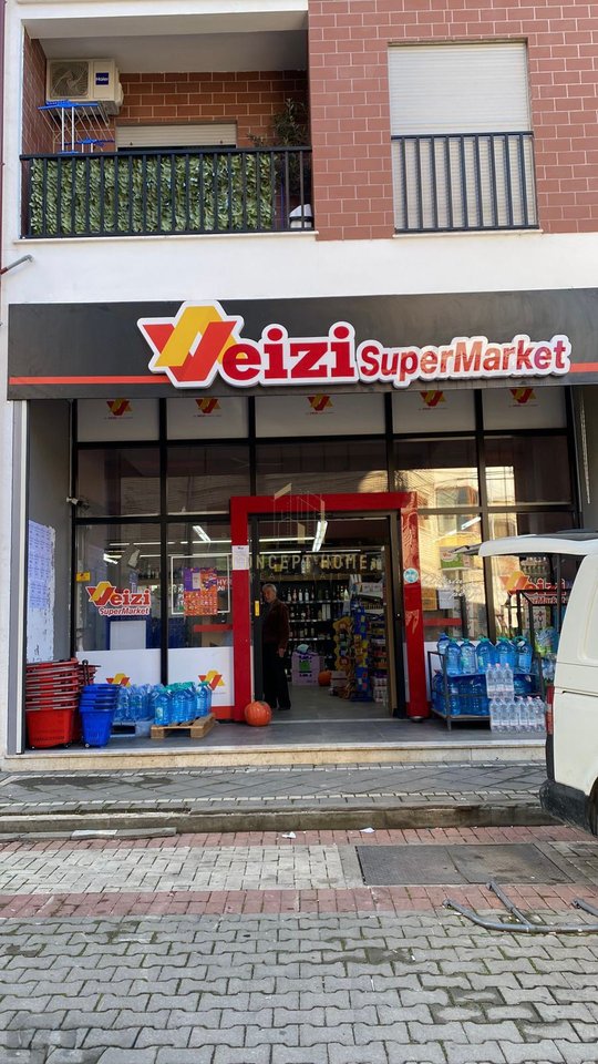 Shitet Apartament 3+1 – Vila Gold, Selvia, Tiranë