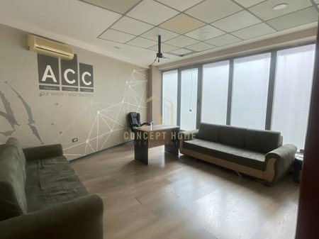 Jepet me qera Ambient biznesi,tek Selvia