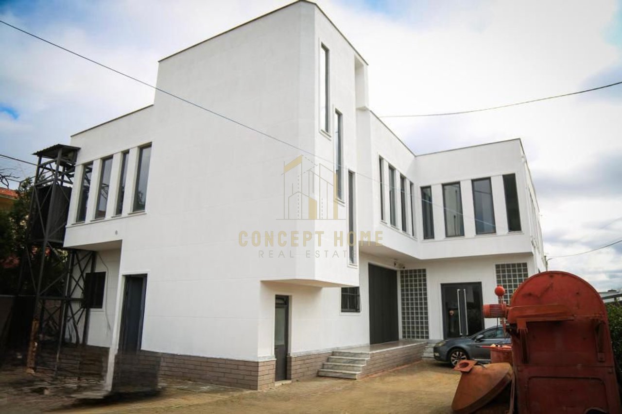 Shitet Ambient Biznesi – Pranë Urës Dajlanit, Durrës