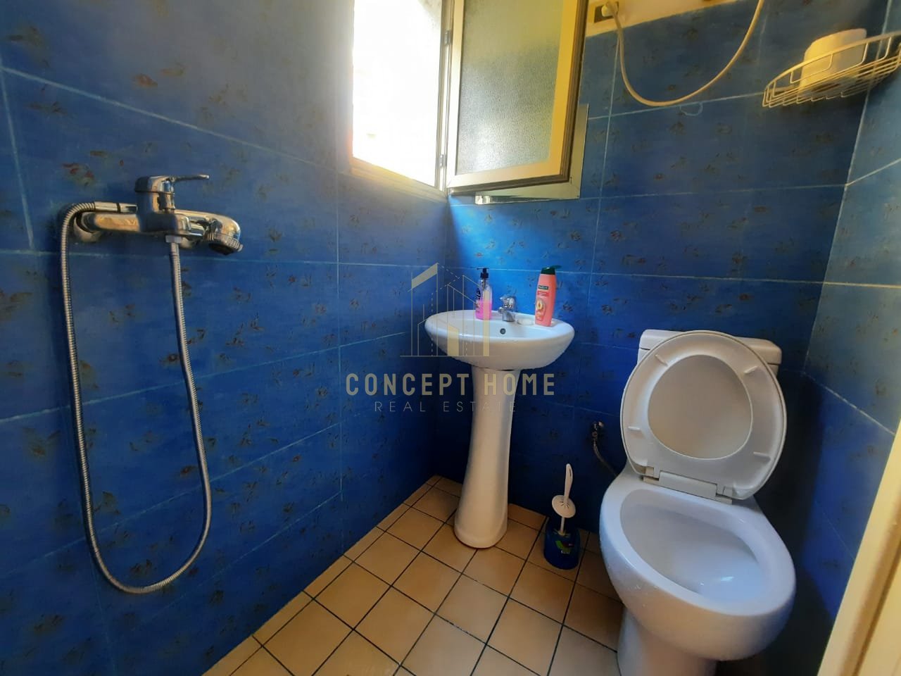 Jepet me qera Garsoniere Rr.5 Maji 370€