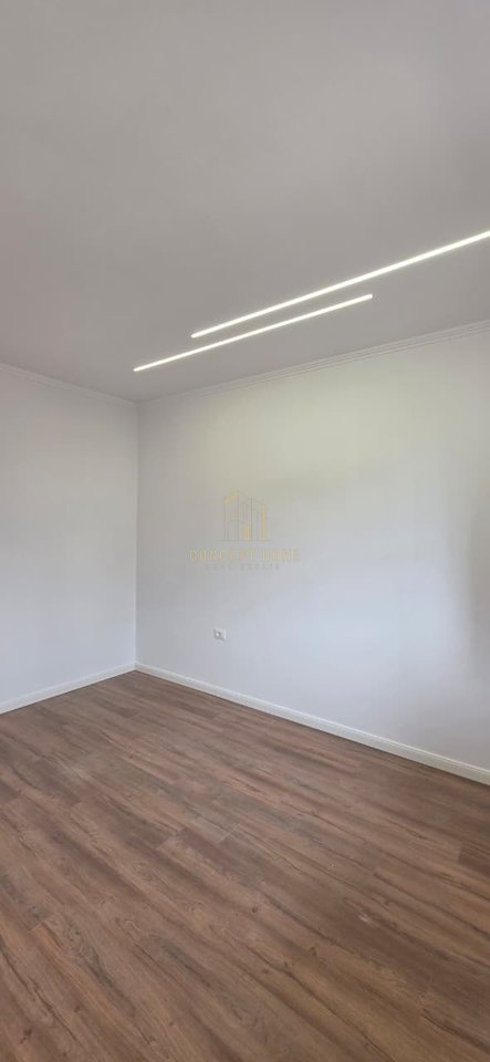 Shitet Apartament 2+1 tek Rruga Bardhyl