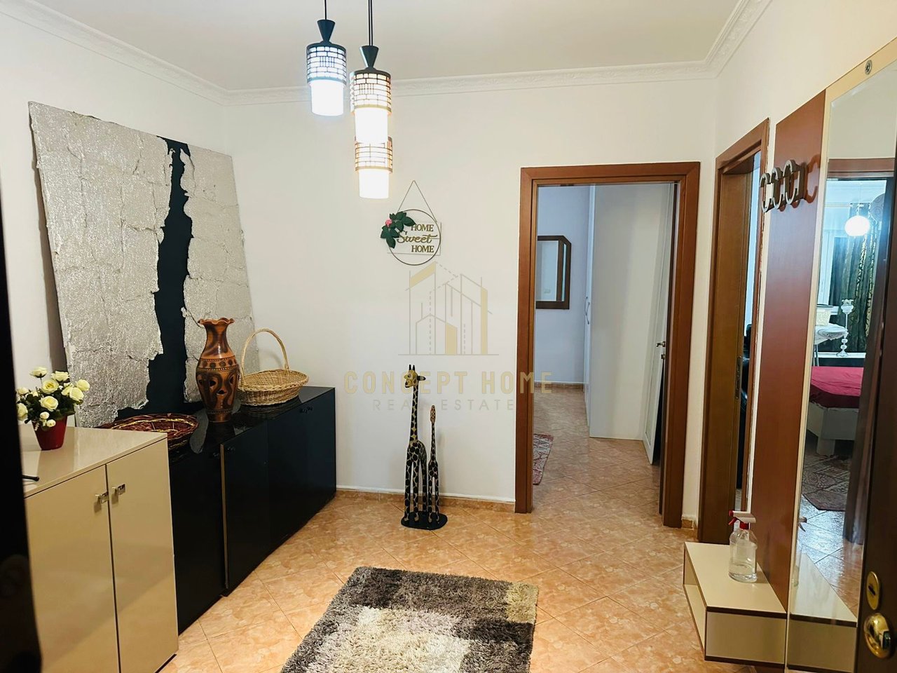 Appartamento 2+1+2 in Affitto a Zogu i Zi, Tirana - 650€ | 115 m²