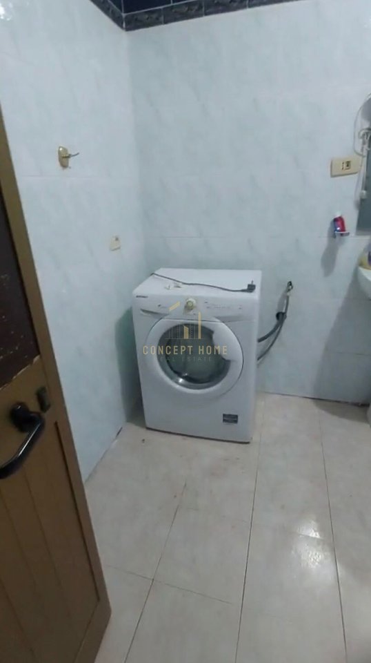 Affittasi casa 3+1 a Kinostudio.