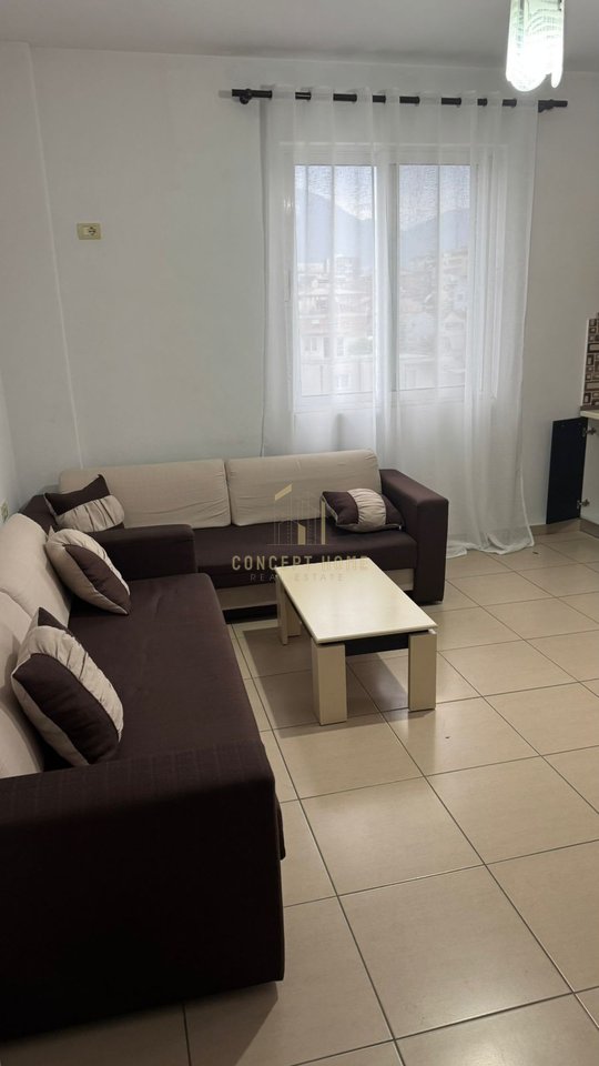 Apartament 1+1 Me Qira në Rruga 5 Maji, Tiranë - 450€ | 60 m²