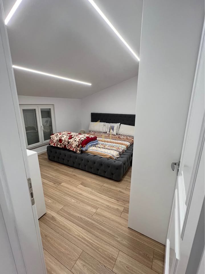 Jepet me qera apartament 3+1+2 ne Sauk