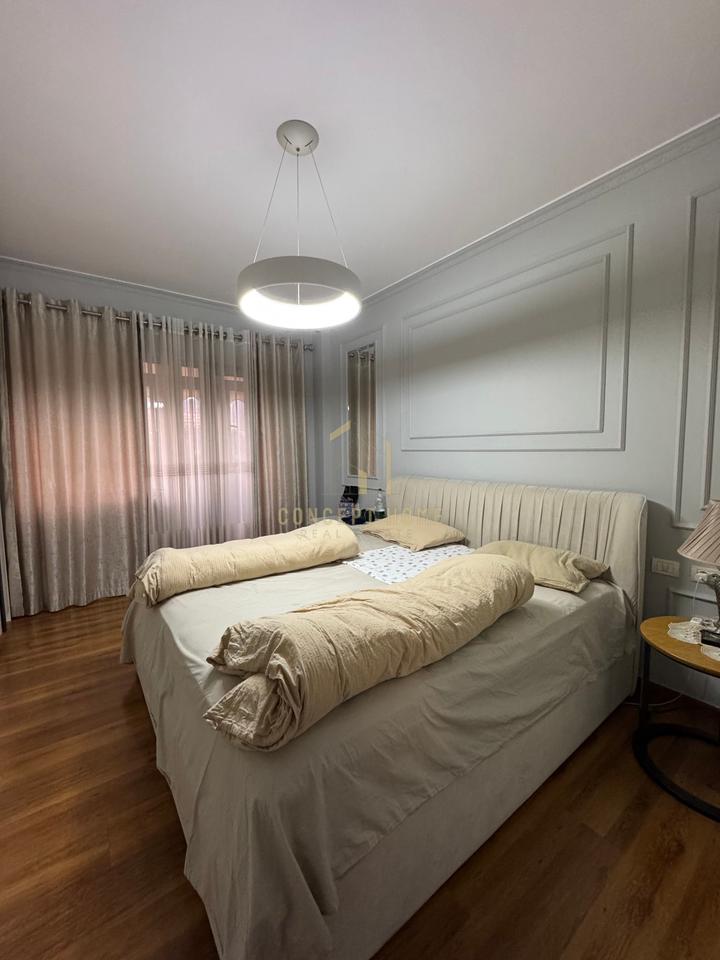 Jepet me qera Apartament 1+1 tek Liqeni