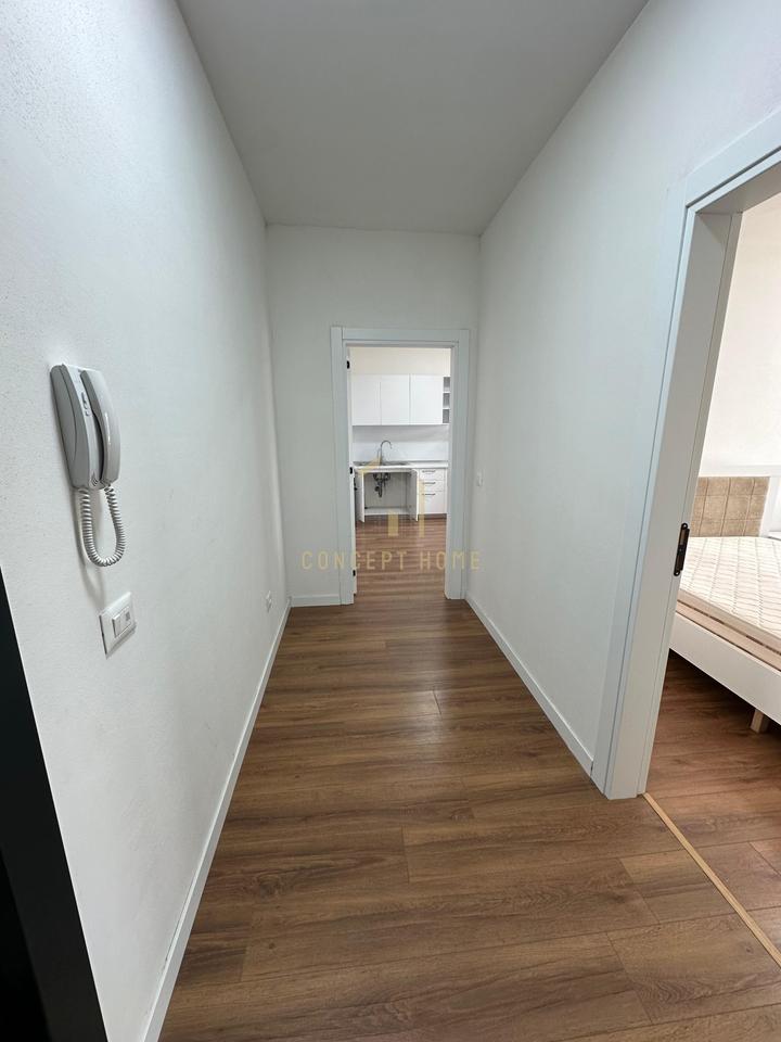 Jepet me qera apartament 1+1 ne Kamez