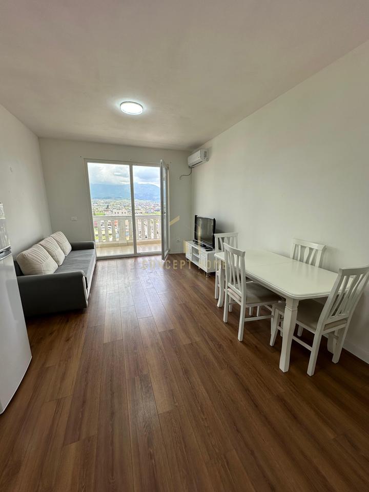 Jepet me qera apartament 1+1 ne Kamez