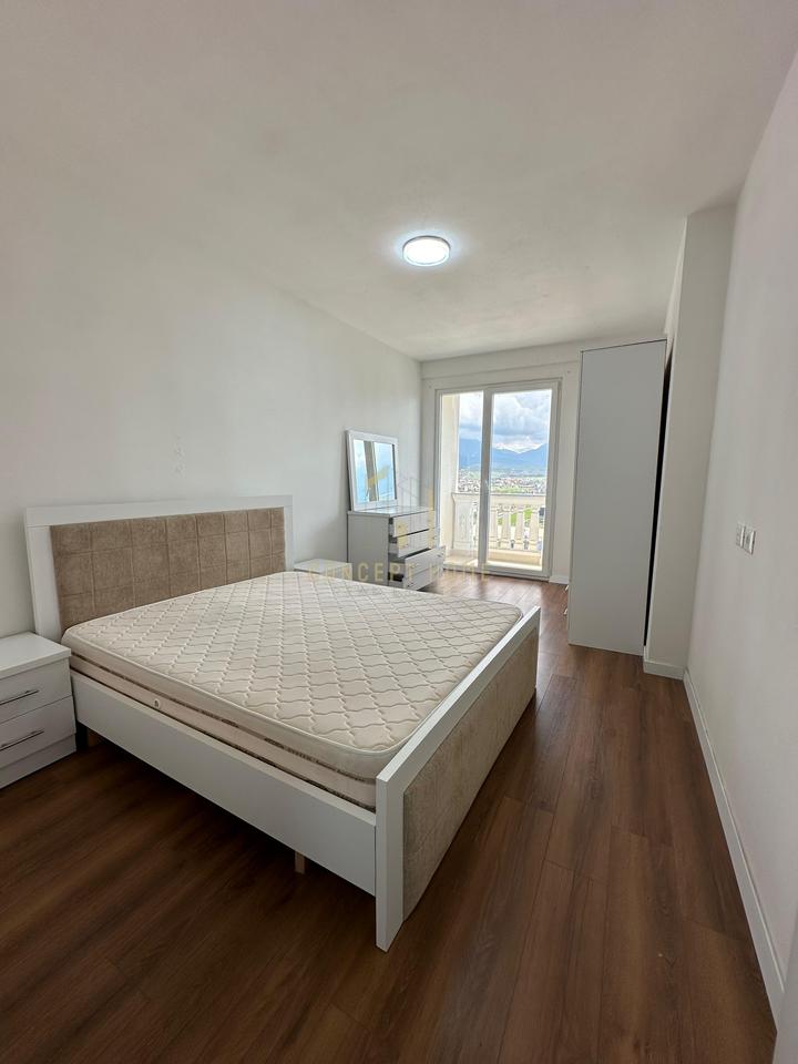 Jepet me qera apartament 1+1 ne Kamez