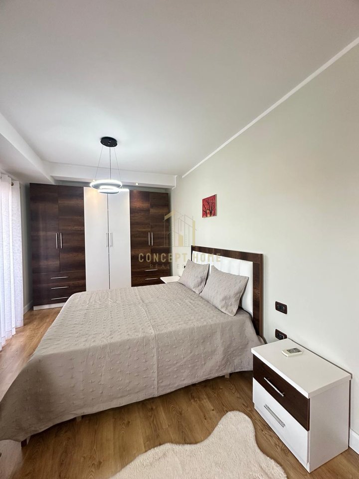 Appartamento 2+1+2 in vendita ad Astir