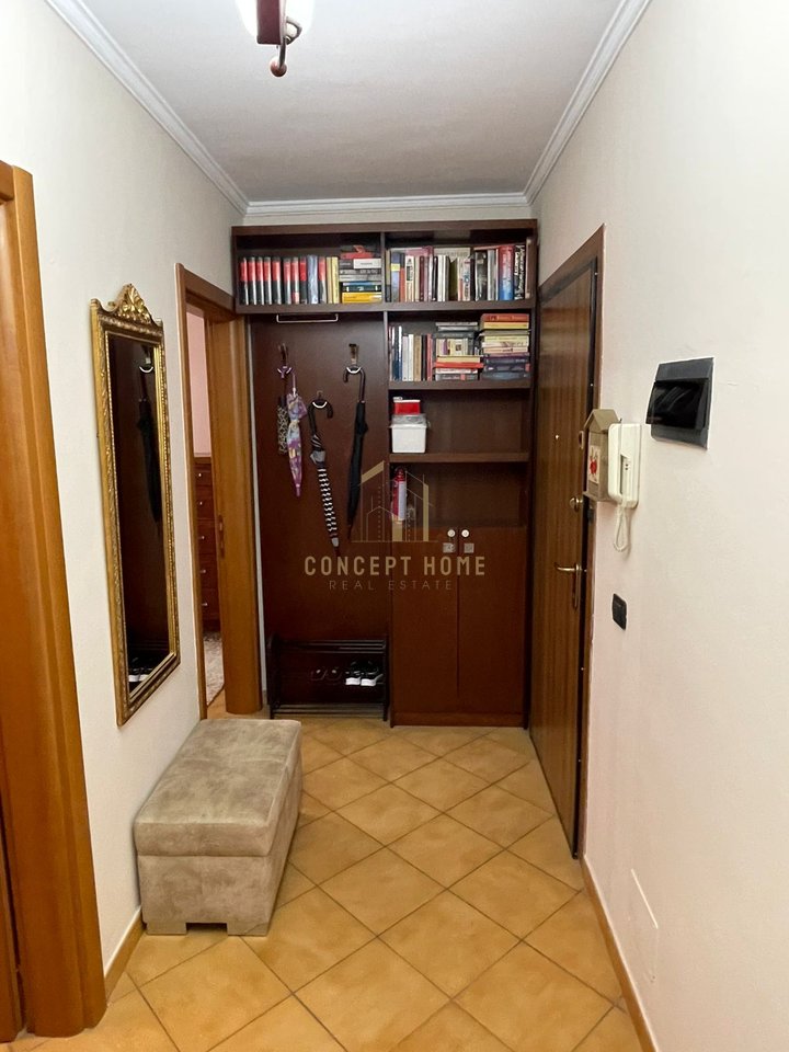 Jepet me qera 2+1+2 ne Qender