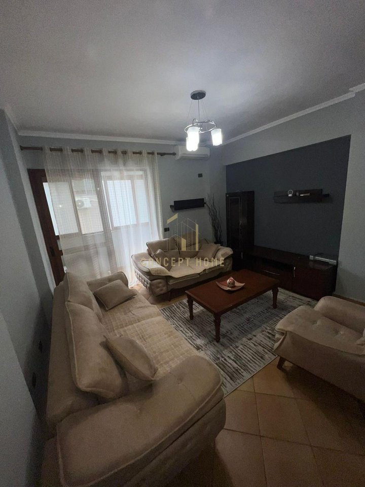 Appartamento 2+1+2 in Affitto nel Comune di Parigi, Tirana - 850€ | 85 m²