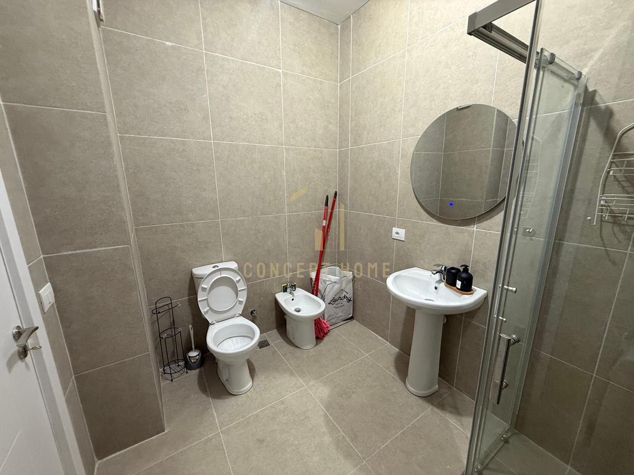 Apartment 1+1 for rent in Kamez