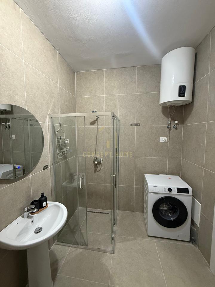 Apartment 1+1 for rent in Kamez