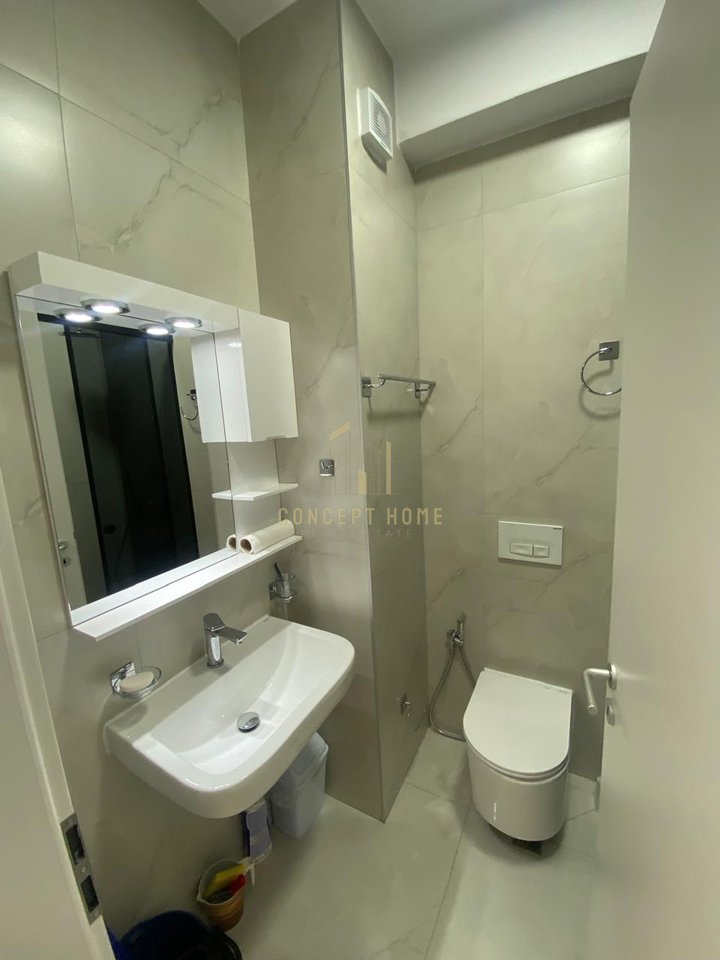 Appartamento 1+1 in Affitto a Ali Demi, Tirana - 400€ | 70 m²