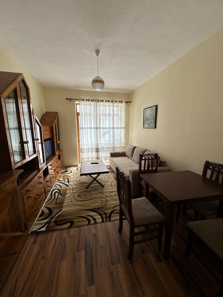 Apartment 1+1 for rent in former Blloku.