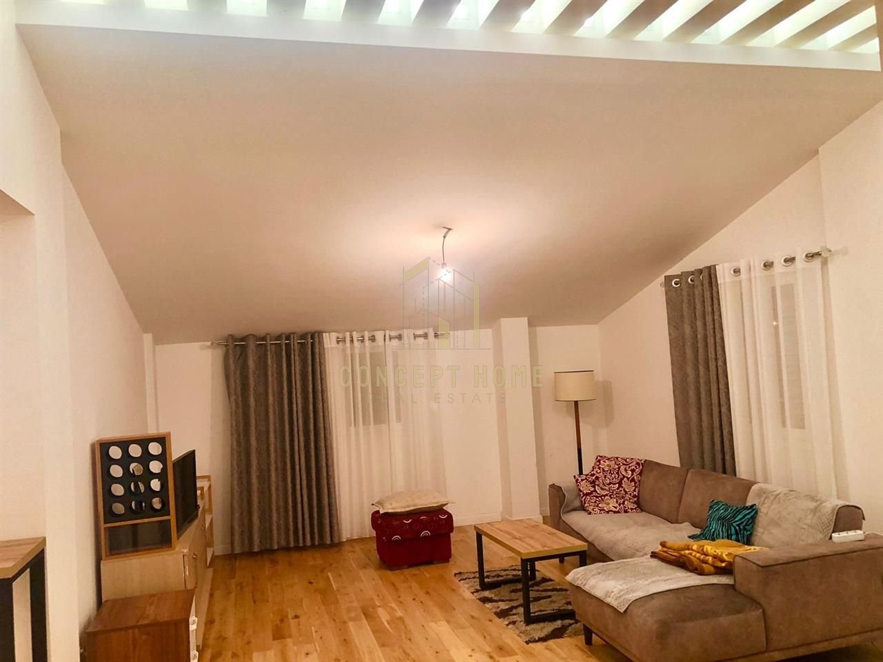 Vilë 4 Kate Me Qira në Selitë, Tiranë - 4500€ | 534 m²