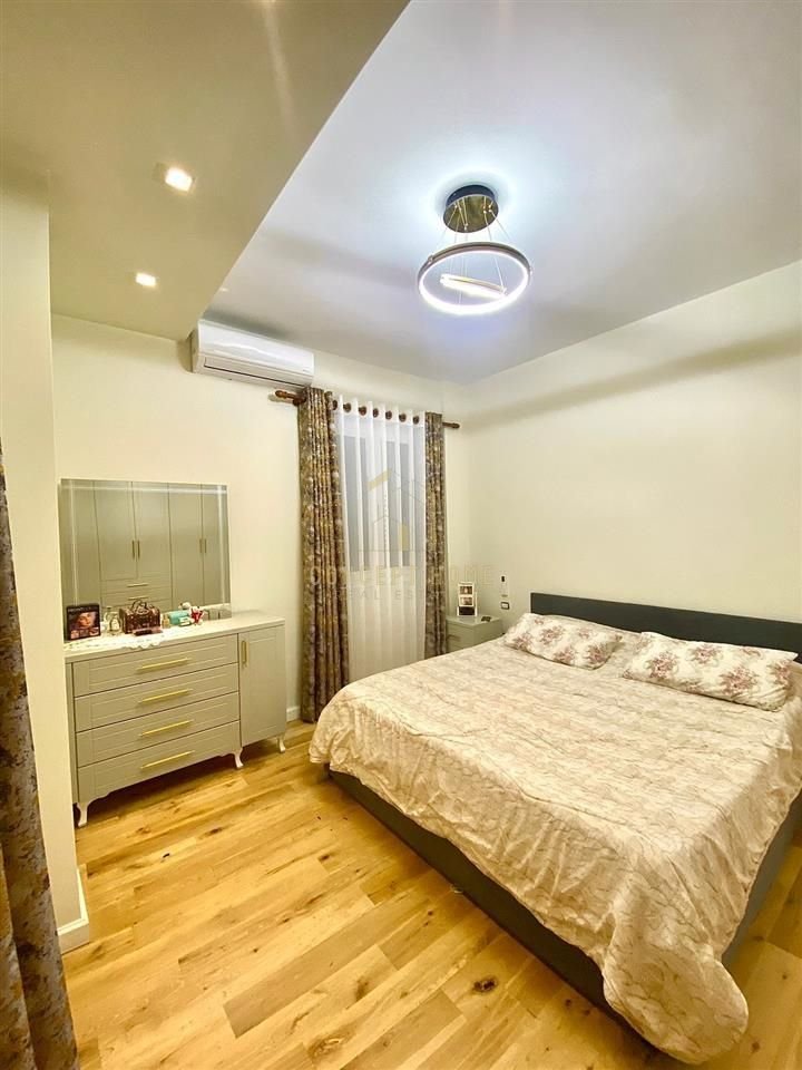 Vilë 4 Kate Me Qira në Selitë, Tiranë - 4500€ | 534 m²