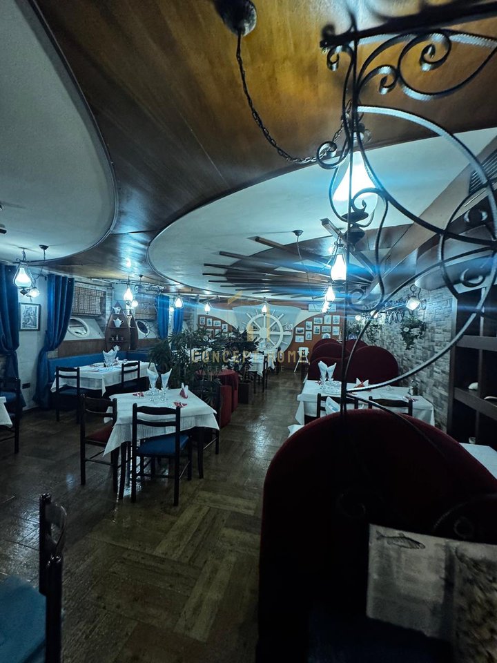 Shitet Biznes  Restorant Shallvaret/60,000 €