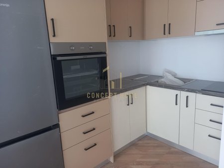 Jepet me qera Apartament 1+1 tek Univers City