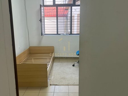 Office for rent at Pazari i Ri.