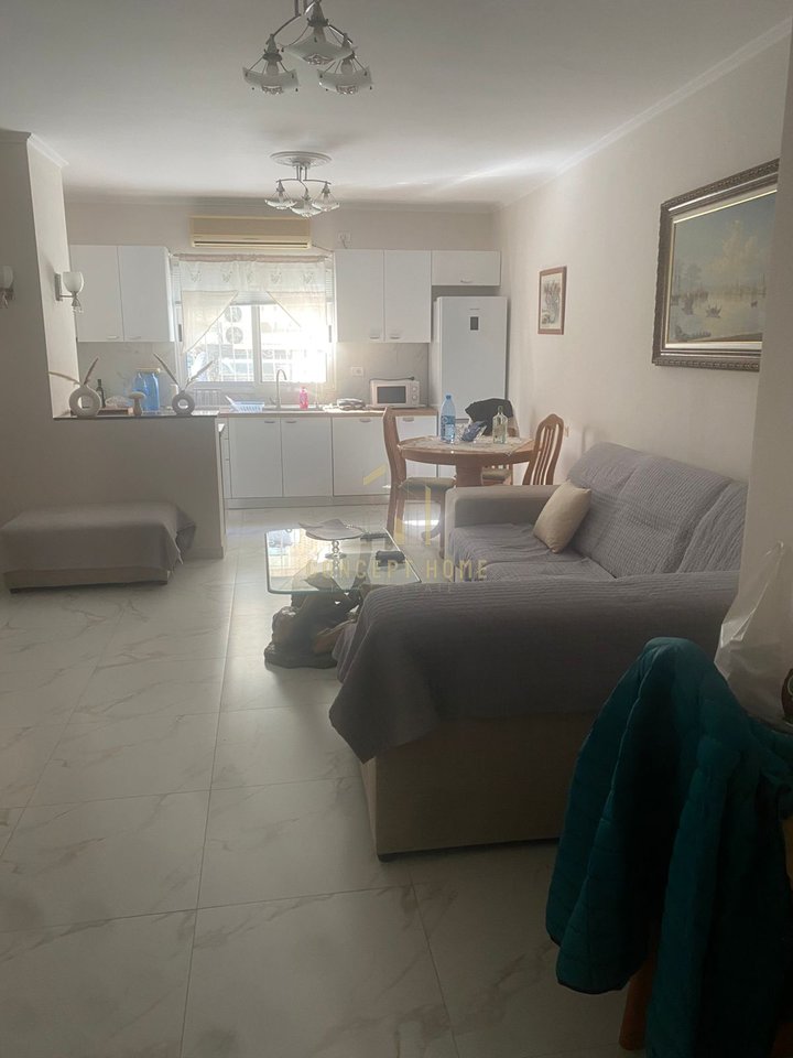 Appartamento 2+1 in affitto nel Comune di Parigi, Tirana - 700€ |