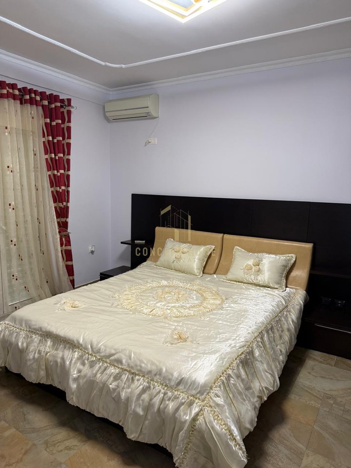 Apartament 1+1 Me Qira në Rruga e Elbasanit, Tiranë - 650€ | 95 m²