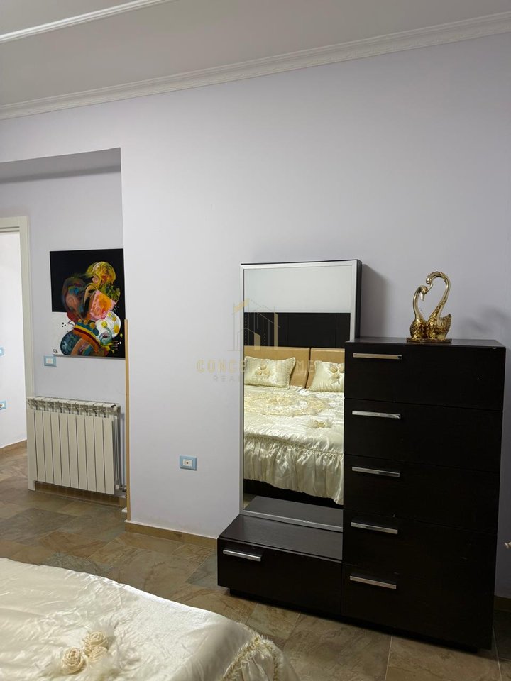 Apartament 1+1 Me Qira në Rruga e Elbasanit, Tiranë - 650€ | 95 m²