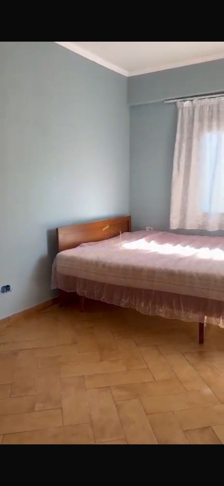 Appartamento 1+1 in Affitto a Kodra e Priftit, Tirana - 350€ | 85 m²
