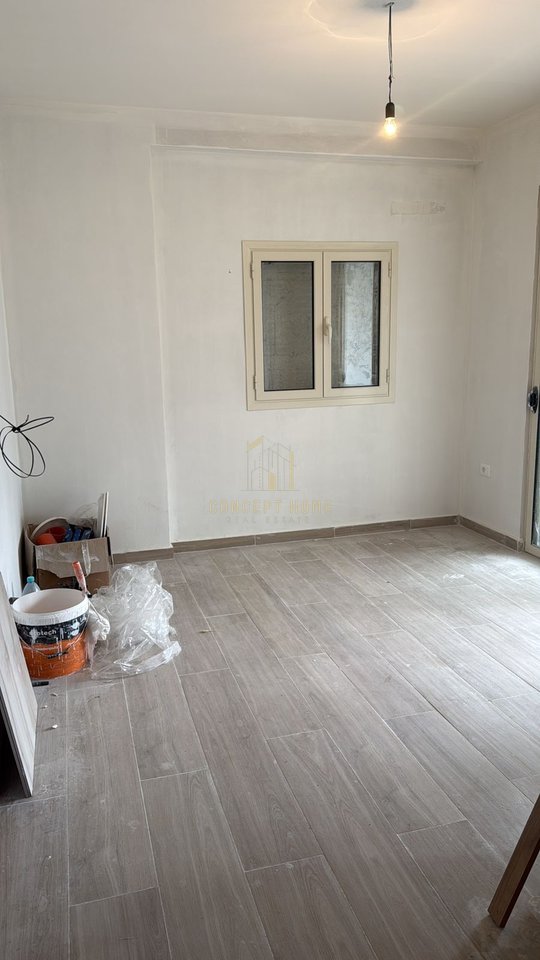 Shitet apartament 2+1 ne Fresk /Cmimi :85000 Euro