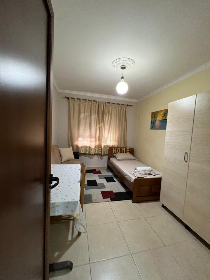 Jepet me qera apartment 2+1 tek Rruga e Durresit