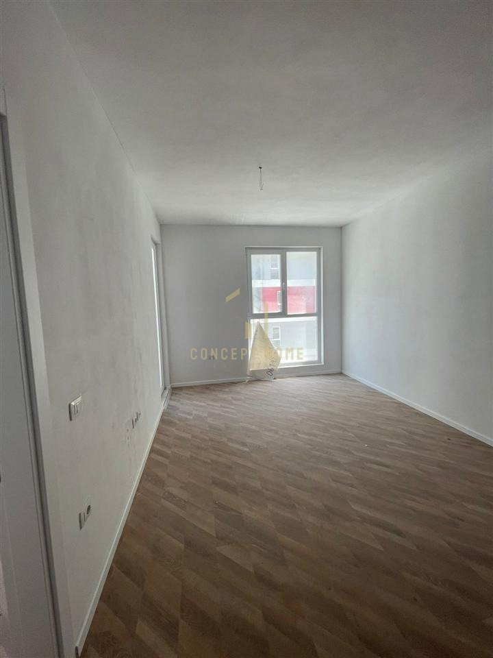 Shitet Apartament 1+1 tek Kompleksi Univers City
